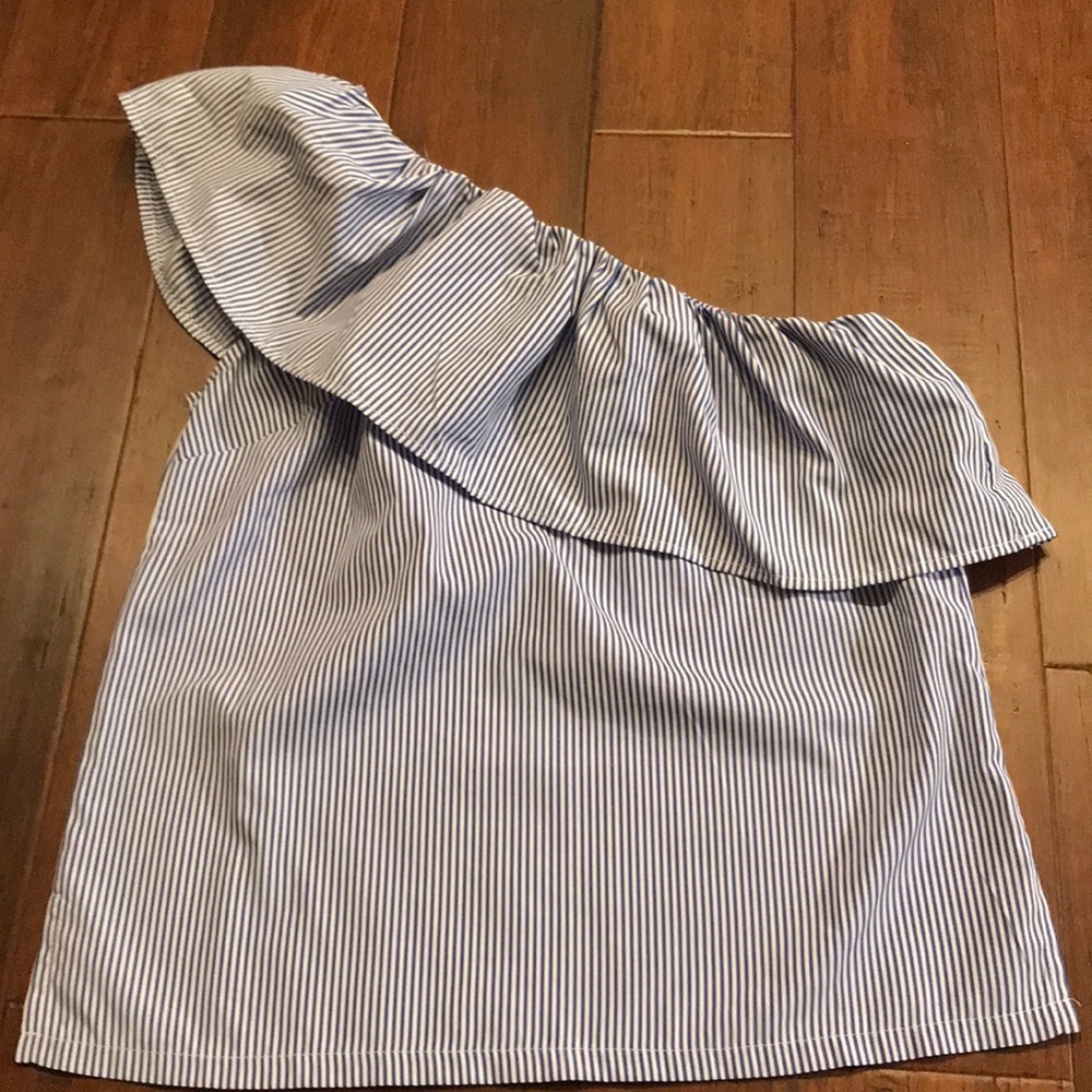 Forever 21 One Shoulder Shirt